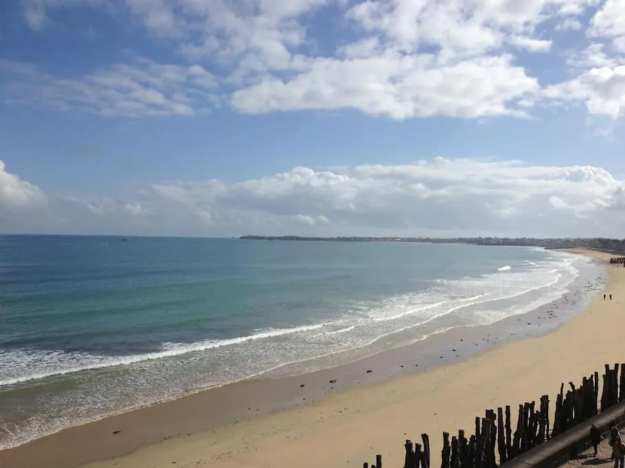 Les Bleuets Villa Saint-Malo 0*,